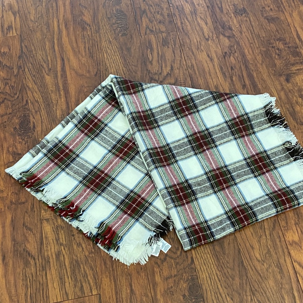 L.L.Bean's Blanket Scarf for women in vintage red.